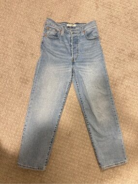 NWOT Levi's Premium Ribcage Straight Ankle Jeans | Size 26 | Light Wash